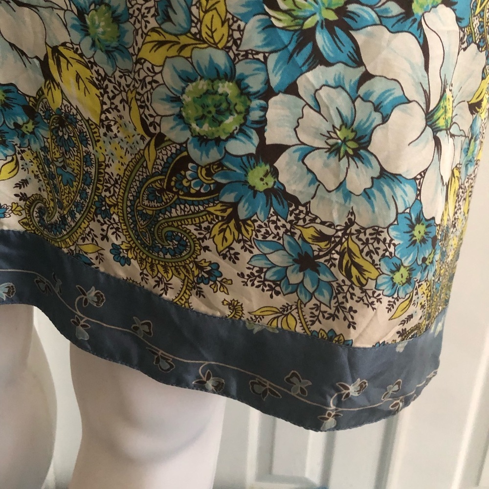RARE Old Navy Silk Floral Skirt - Sz 1 - Picture 4 of 6